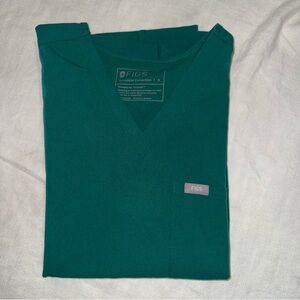 Figs Catarina One Pocket Scrub Top Hunter Green